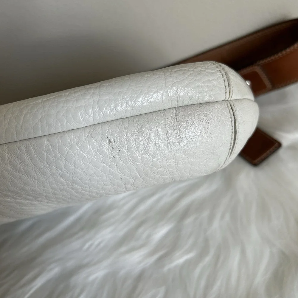 Coach Soho Chalk White Pebbled Leather Shoulder‎ Bag Good
